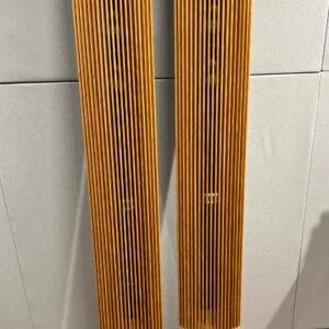 BeoLab 18 Alu/Oak inklusiv. vægbeslag