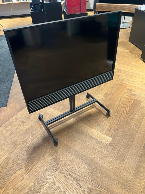BeoVision Horizon 40″ Brugt Inkl. Rullebord - Image 2