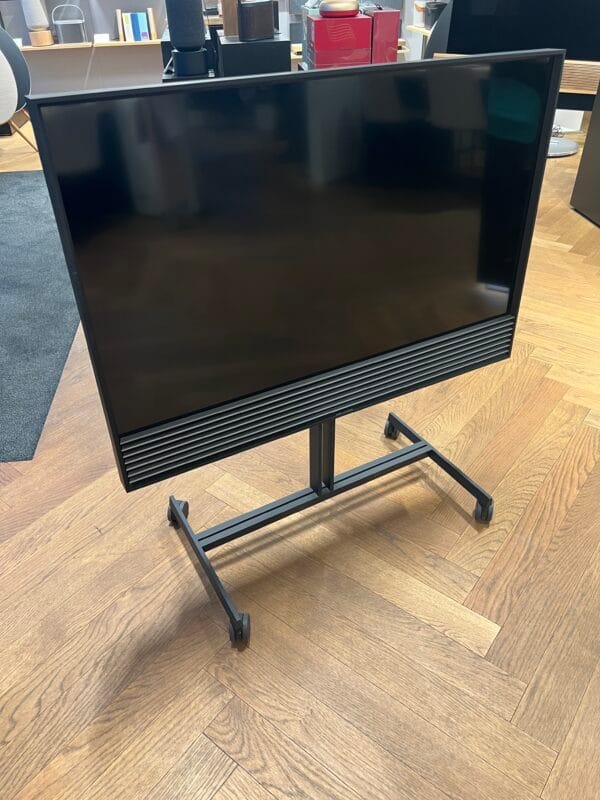 BeoVision Horizon 40″ Brugt Inkl. Rullebord